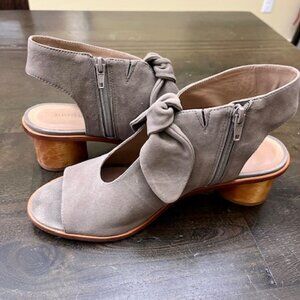 Bernardo Suede Open Toe "Bootie", Taupe, Size 9M